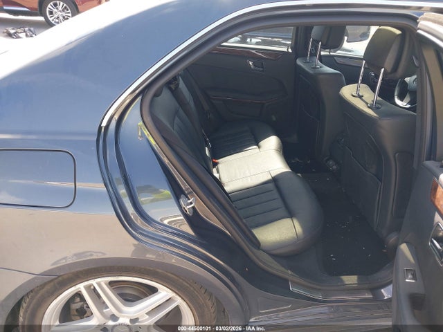 MERCEDES-BENZ E-CLASS - 8