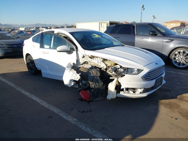 FORD FUSION SE - 6