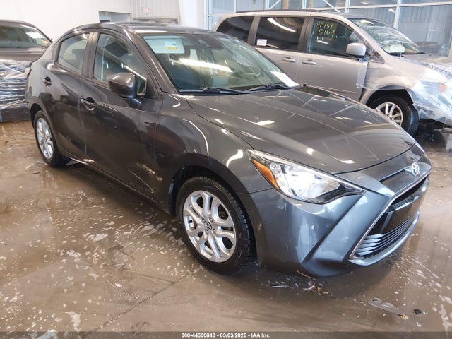 2017 TOYOTA YARIS 