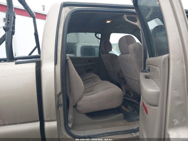 CHEVROLET SILVERADO 2500 LS - 8