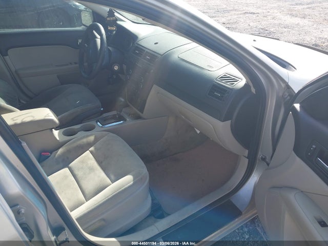 FORD FUSION SE - 5