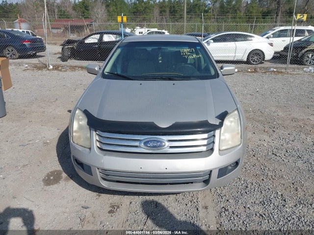 FORD FUSION SE - 6