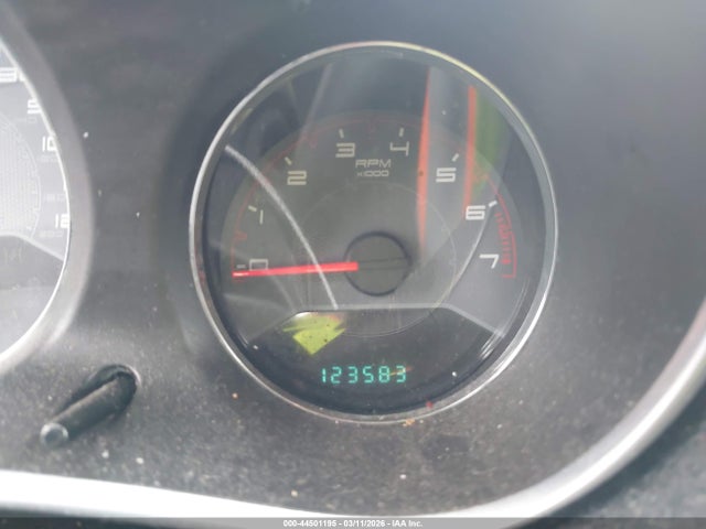 DODGE AVENGER SE - 7