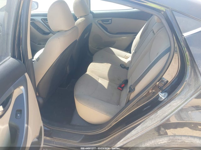 HYUNDAI ELANTRA VALUE EDITION - 8