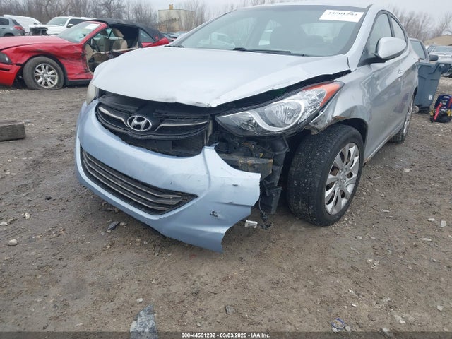 HYUNDAI ELANTRA GLS - 6