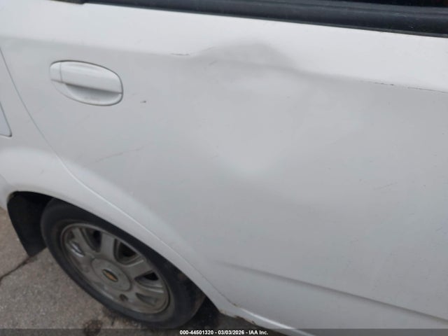 CHEVROLET AVEO LT - 6