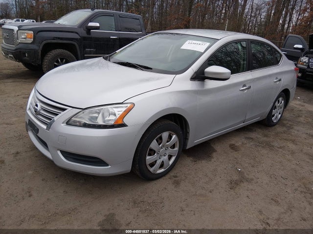 2015 Nissan SENTRA SV — фото 2