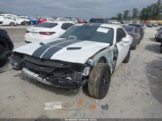 DODGE CHALLENGER SXT - 2