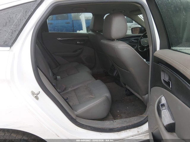 CHEVROLET IMPALA 1LT - 8