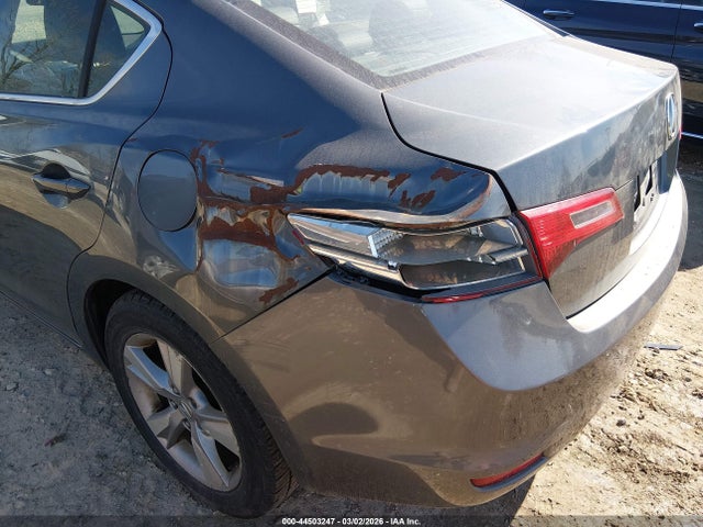 2013 Acura ILX 2.0L 照片 17