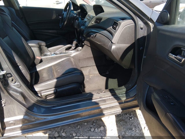 2013 Acura ILX 2.0L 照片 5