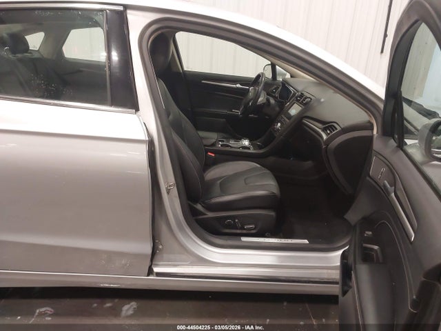 FORD FUSION TITANIUM - 5