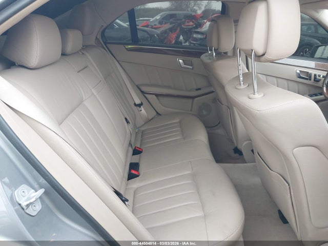 MERCEDES-BENZ E-CLASS - 8
