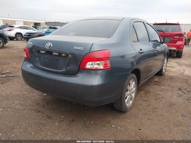 2009 Toyota YARIS 照片 4