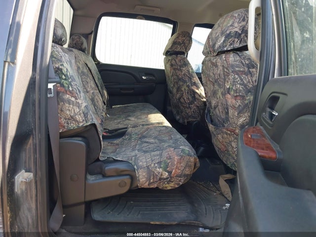 CHEVROLET SILVERADO - 8