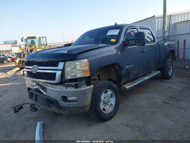 CHEVROLET SILVERADO - 2