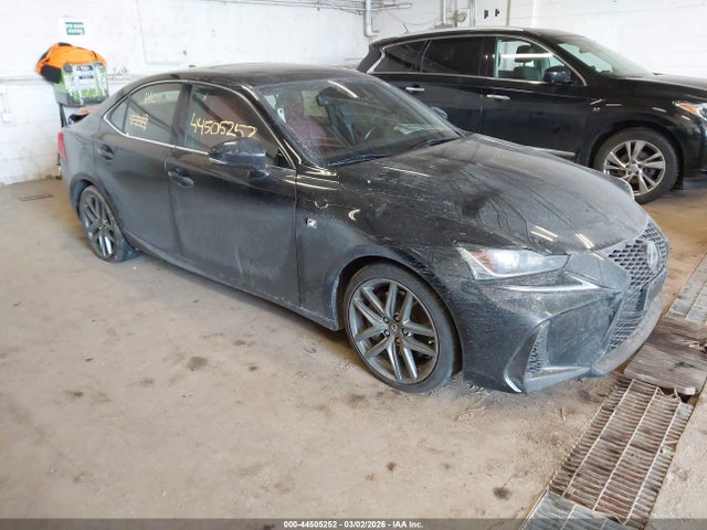 2018 LEXUS IS 