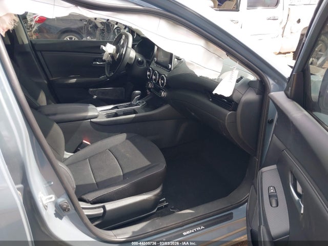 NISSAN SENTRA SV - 5