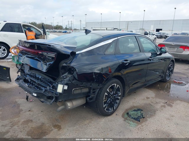 2022 KIA K5 GT-LINE photo 4