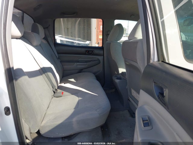 صورة 8 لـ 2011 Toyota TACOMA PRERUNNER