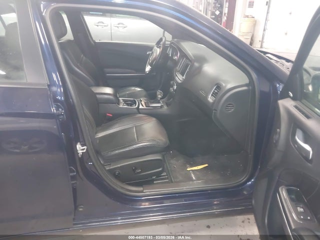 DODGE CHARGER SXT - 5