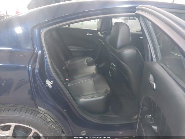 DODGE CHARGER SXT - 8