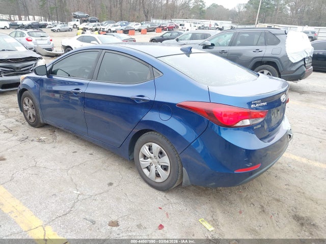 HYUNDAI ELANTRA SE - 3