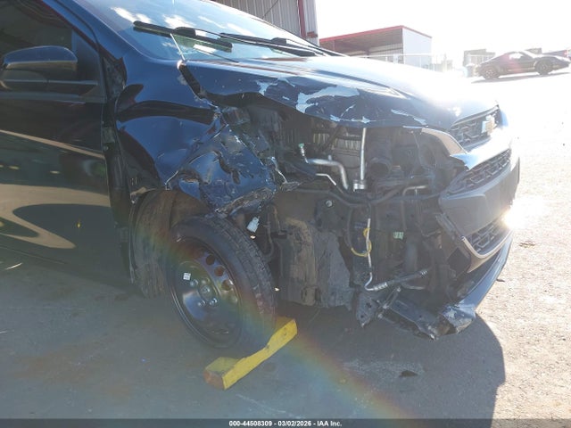 CHEVROLET SPARK FWD 1LT AUTOMATIC - 6