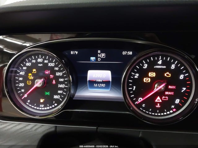 MERCEDES-BENZ E-CLASS - 7