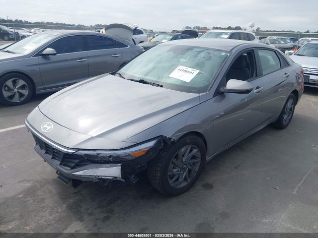 HYUNDAI ELANTRA SEL - 2