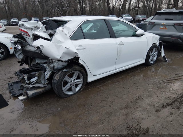 صورة 4 لـ 2012 Toyota CAMRY SE