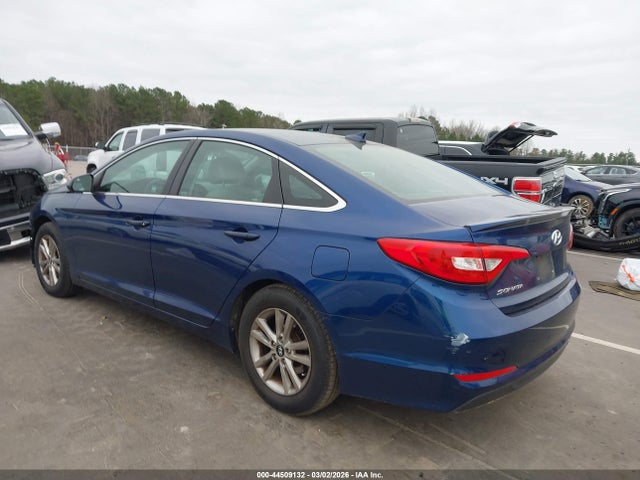 HYUNDAI SONATA SE - 3