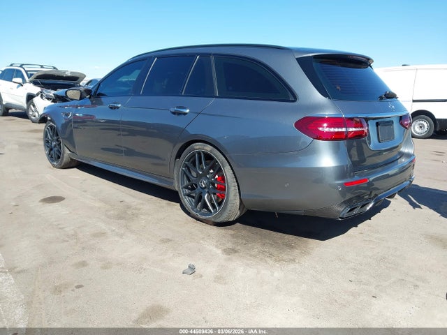 MERCEDES-BENZ E-CLASS - 3