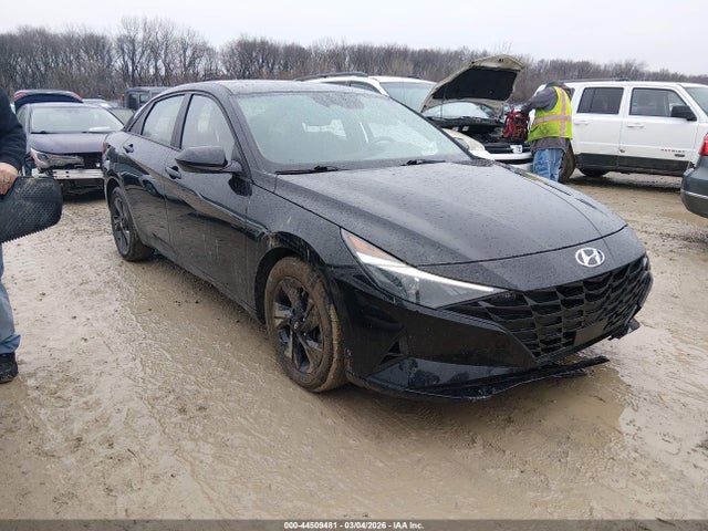 HYUNDAI ELANTRA SEL - 1