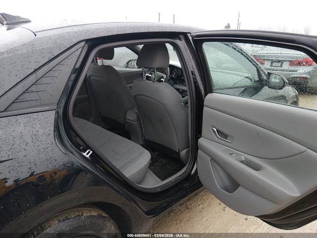 HYUNDAI ELANTRA SEL - 8