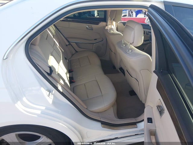 MERCEDES-BENZ E-CLASS - 8