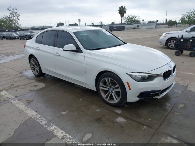 2017 BMW 330I 照片 1