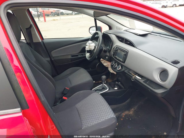 صورة 5 لـ 2015 Toyota YARIS LE