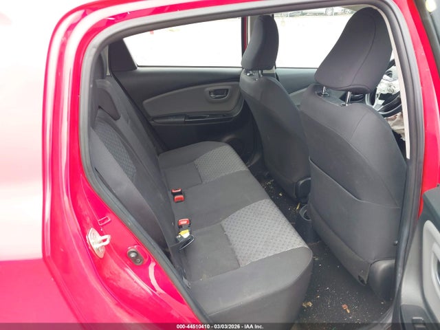 صورة 8 لـ 2015 Toyota YARIS LE