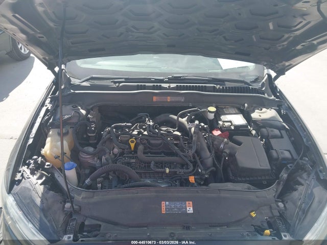 FORD FUSION SE - 10