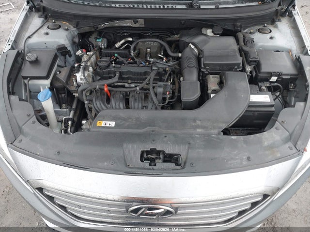 HYUNDAI SONATA SE - 10