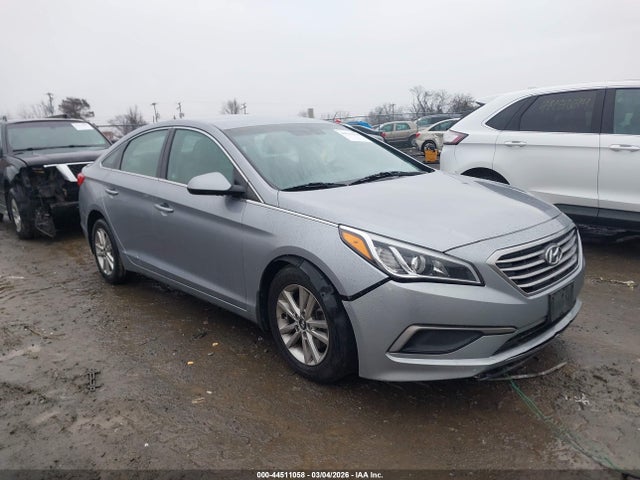 HYUNDAI SONATA SE - 1