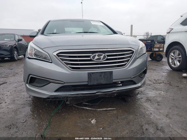 HYUNDAI SONATA SE - 6