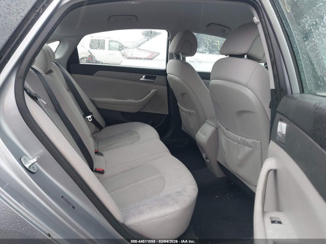 HYUNDAI SONATA SE - 8