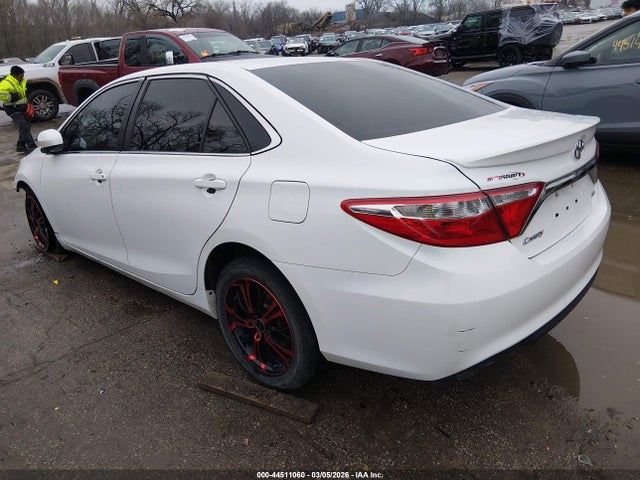 TOYOTA CAMRY - 3