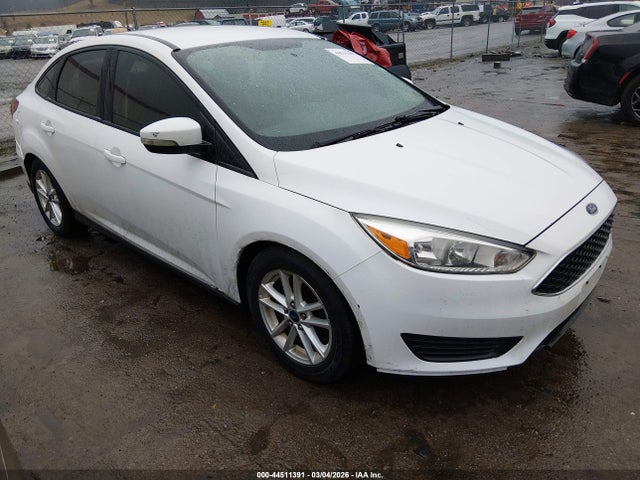 FORD FOCUS SE - 1