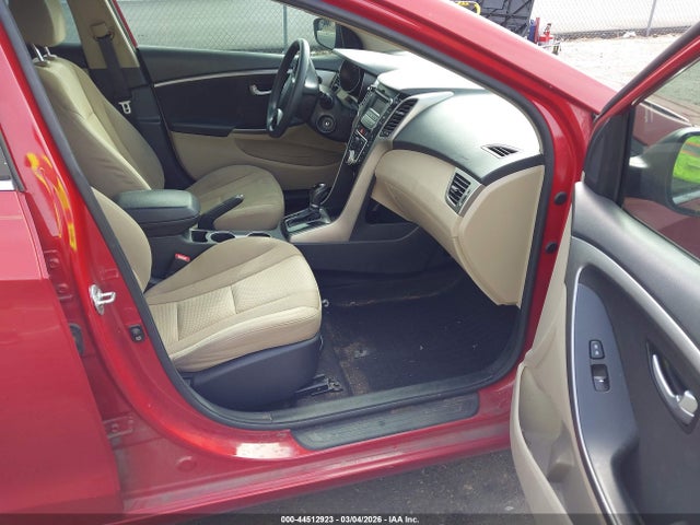 HYUNDAI ELANTRA GT - 5