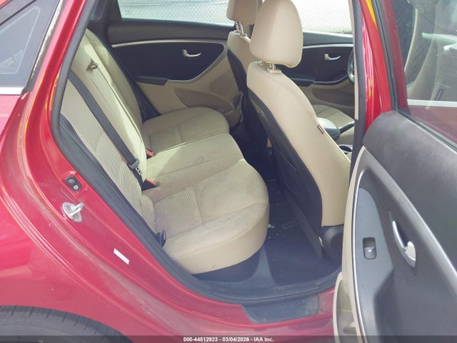 HYUNDAI ELANTRA GT - 8