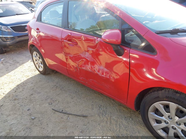KIA RIO5 LX - 6