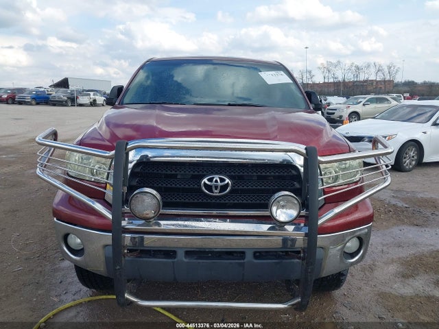 TOYOTA TUNDRA - 6